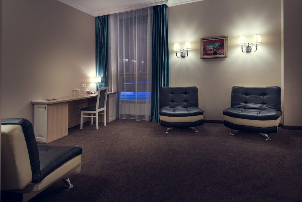 Aykun Hotel By Ag Hotels Group 阿斯坦纳 外观 照片