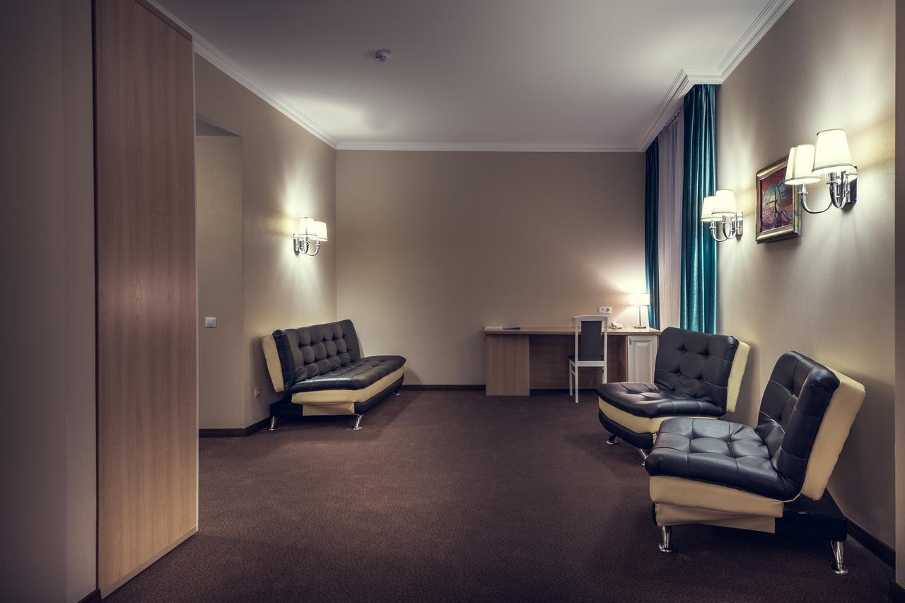 Aykun Hotel By Ag Hotels Group 阿斯坦纳 外观 照片