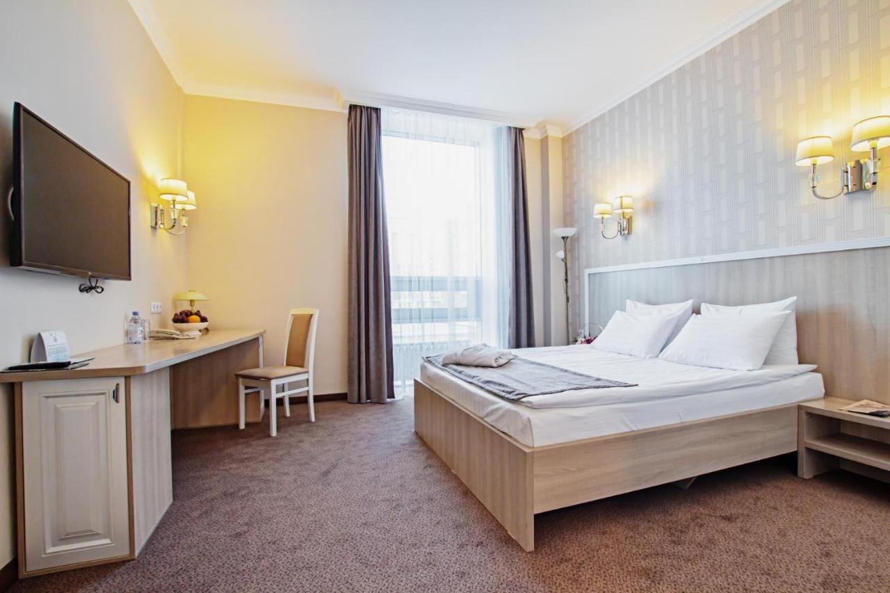 Aykun Hotel By Ag Hotels Group 阿斯坦纳 外观 照片